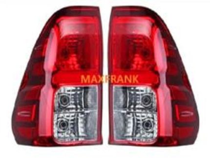 81560-0k260  FAROL TRASERO IZQUIERDO TOYOTA