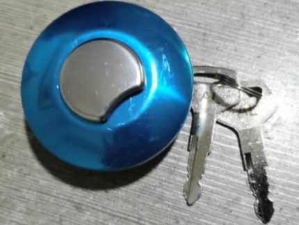 ST100 FUEL TANK CAP