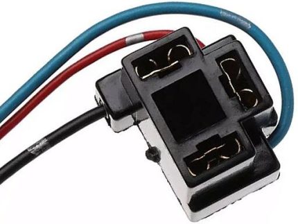 SK-211 Socket plastic H4 3 WIRE
