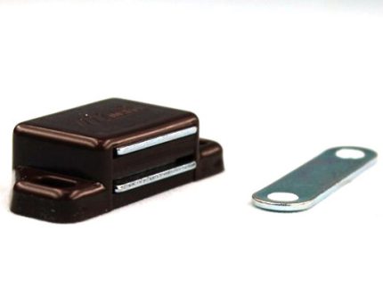 MAGNETIC CATCH 10 KG BROWN