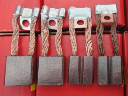 ESCOBILLA ARRANQUE 12V P900XSM RX-69