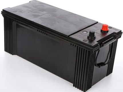 DIN 240  BATERIA 12 Volt 240AH (515X252X255) 48.27kgs Terminal STD LAYOUT 3