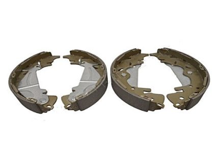 Brake shoes 58305-4HA00 HYUNDAI STAREX MINIBUS 04-